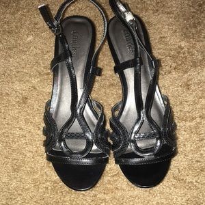 Charles David black and natural wedges